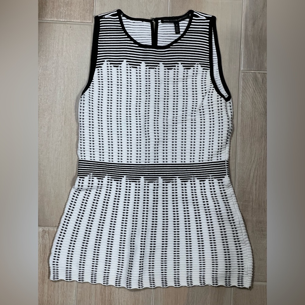 White House Black Market Sleeveless Graphic Dot Sweater
